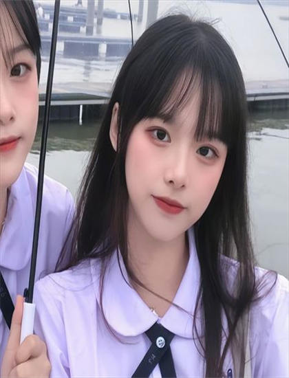 上司别闹,哥只想应付催婚场景布置重构分析：环境设计与主题呼应探讨